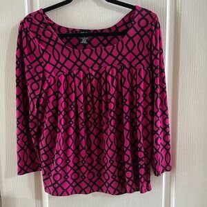 Ladies blouse, very soft, beautiful colors. Rayon/ spandex. L. Rafaela brand.